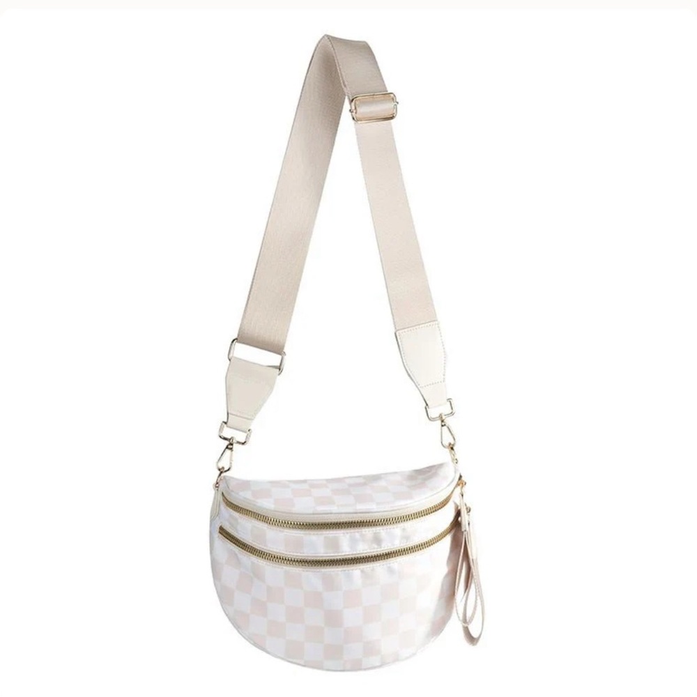 NWT Stylish Cream Crossbody Bag - the ultimate mom bag